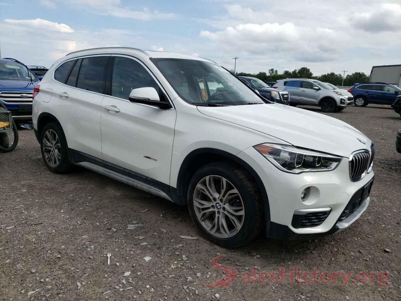 WBXHT3C38GP887143 2016 BMW X1