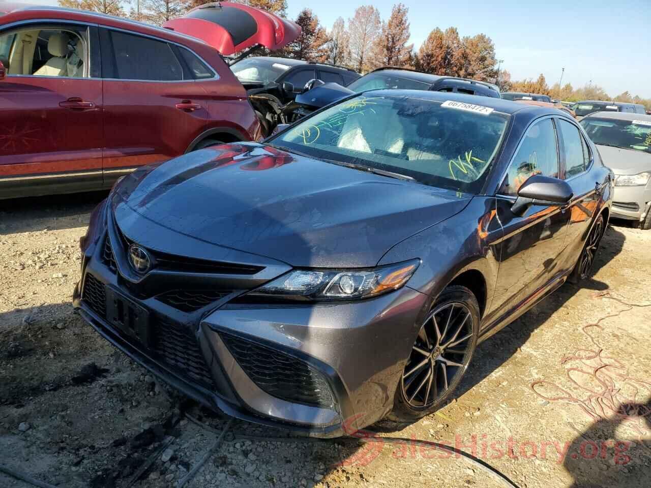 4T1G11AK2MU481011 2021 TOYOTA CAMRY