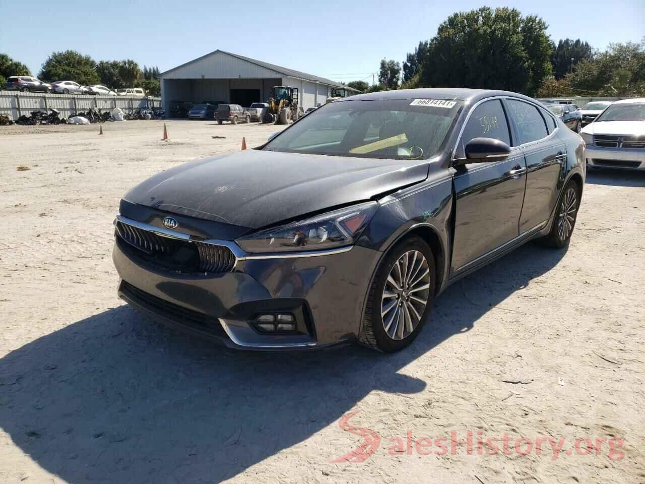 KNALC4J17H5084364 2017 KIA CADENZA