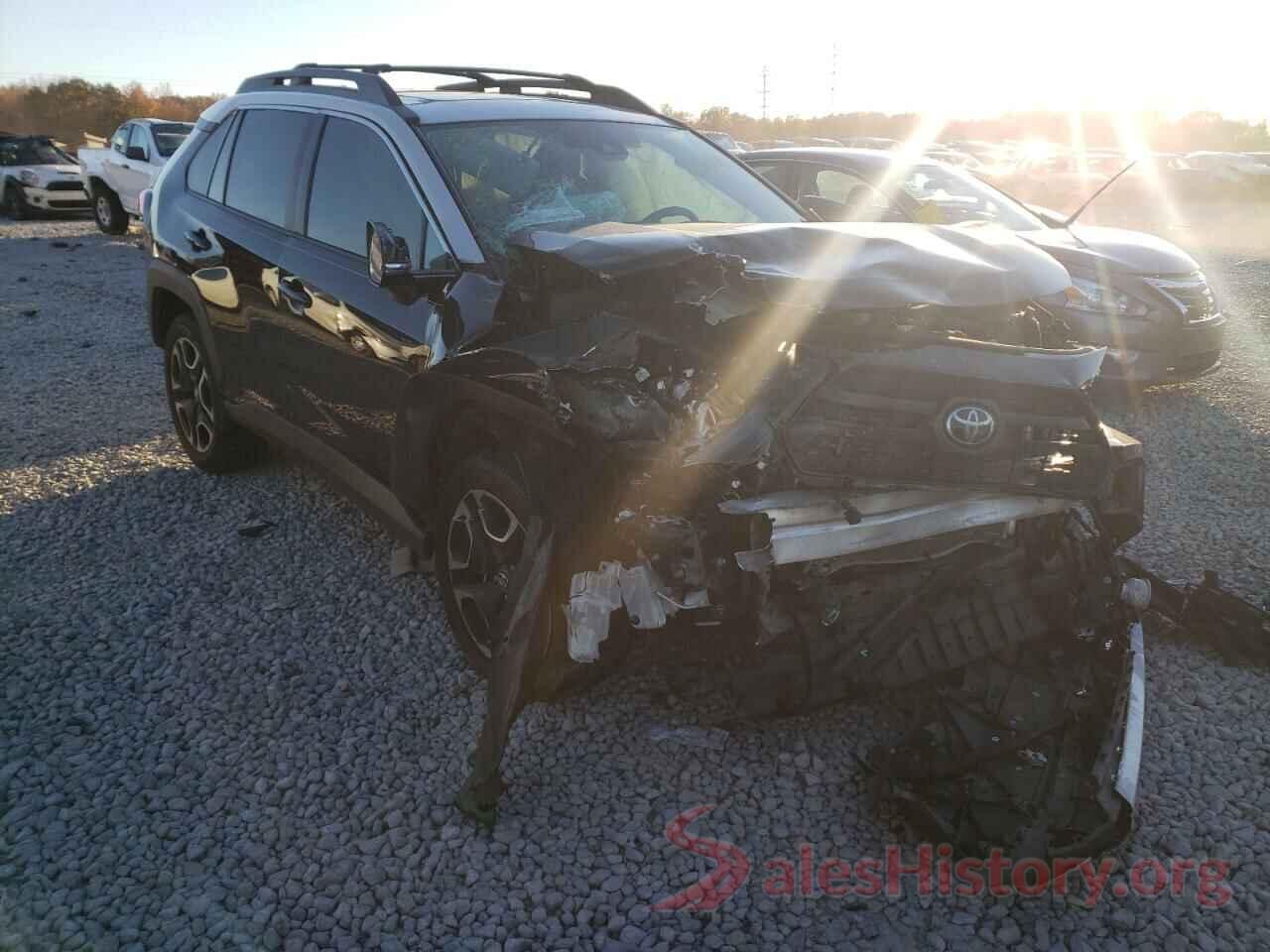 2T3J1RFV1KW012777 2019 TOYOTA RAV4