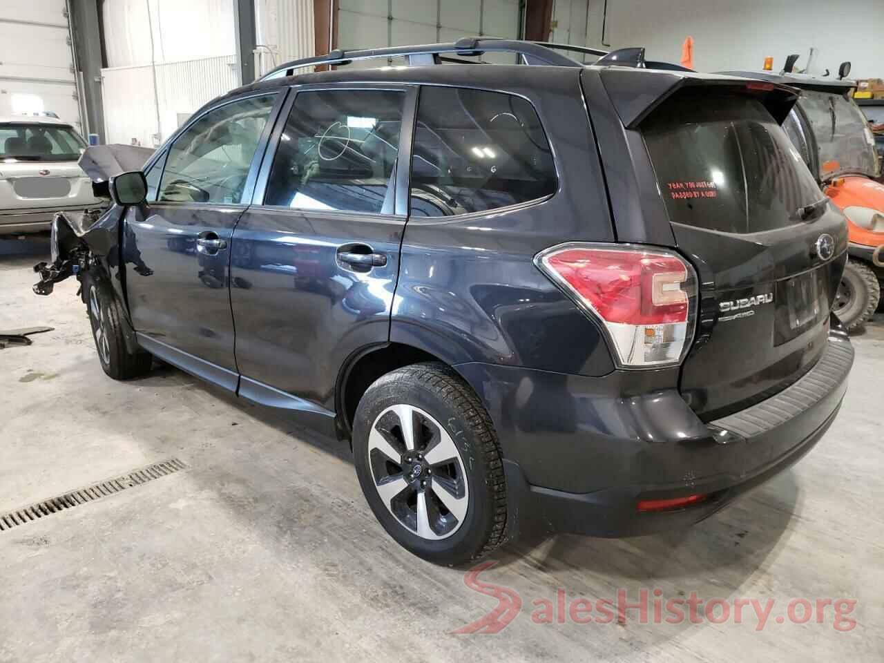 JF2SJAGC4JH500548 2018 SUBARU FORESTER