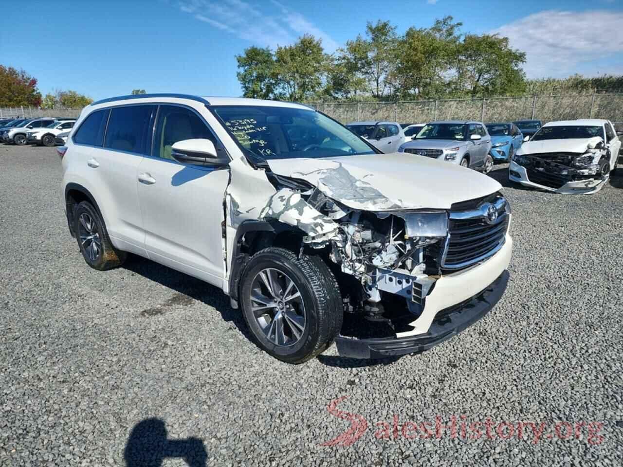 5TDJKRFH3GS353842 2016 TOYOTA HIGHLANDER