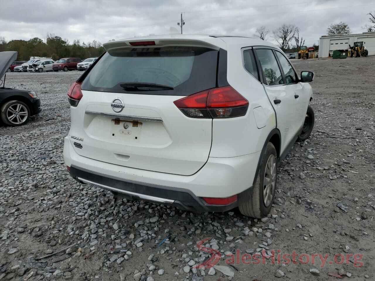 KNMAT2MT1HP560821 2017 NISSAN ROGUE