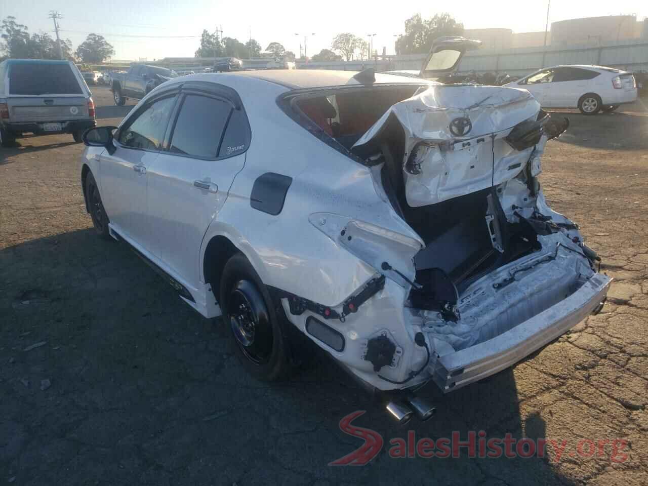 4T1K61AK6MU518637 2021 TOYOTA CAMRY