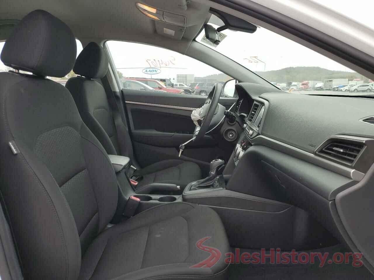 5NPD84LF8KH422136 2019 HYUNDAI ELANTRA