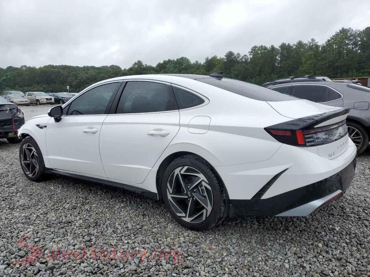 2025 HYUNDAI SONATA VIN KMHL14JA3SA429652, front view