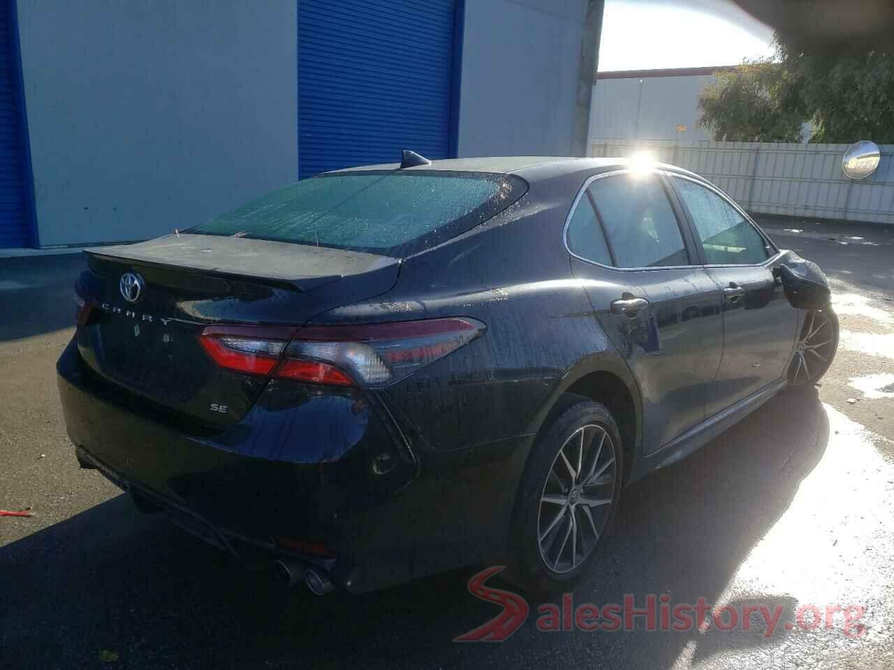 4T1G11AK8MU465220 2021 TOYOTA CAMRY