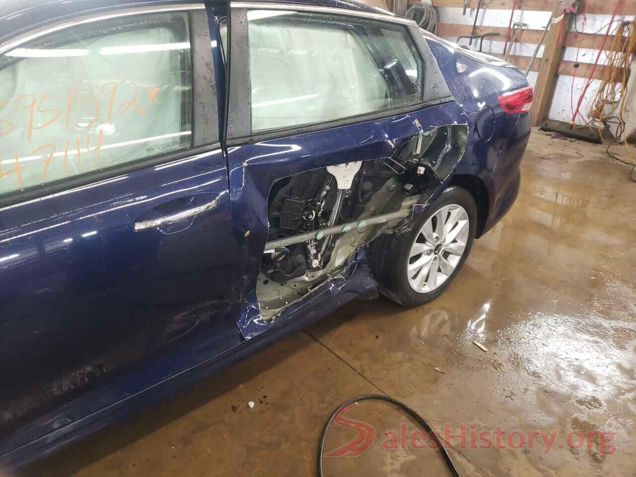 5XXGT4L30JG268047 2018 KIA OPTIMA