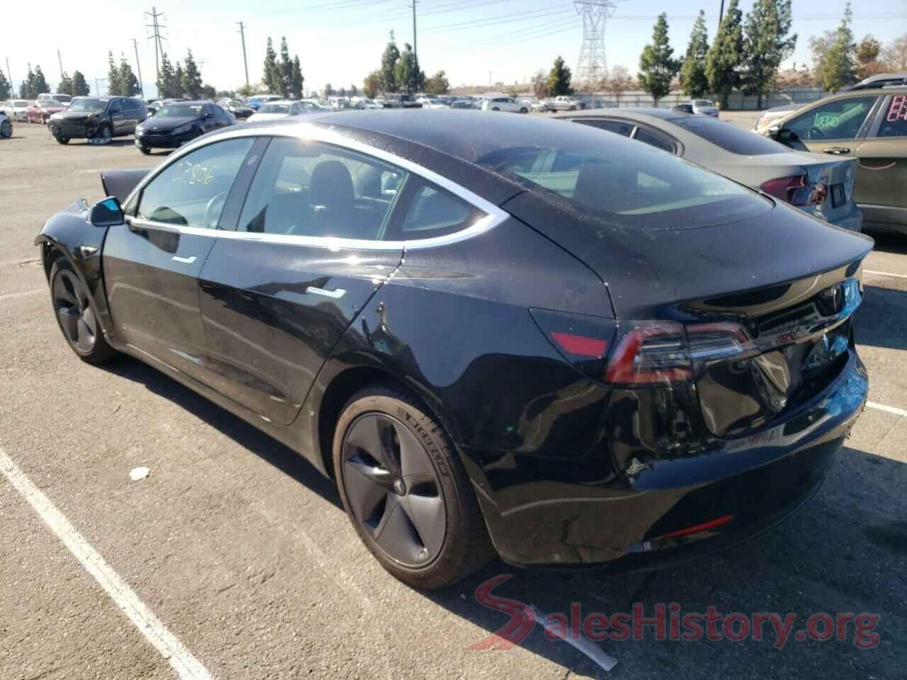 5YJ3E1EB5JF084740 2018 TESLA MODEL 3