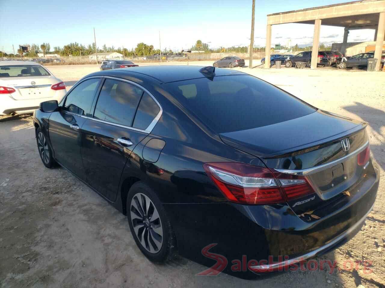 JHMCR6F58HC003875 2017 HONDA ACCORD