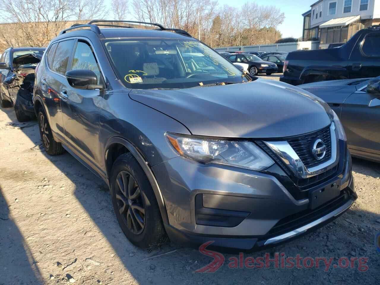 5N1AT2MV8HC804002 2017 NISSAN ROGUE