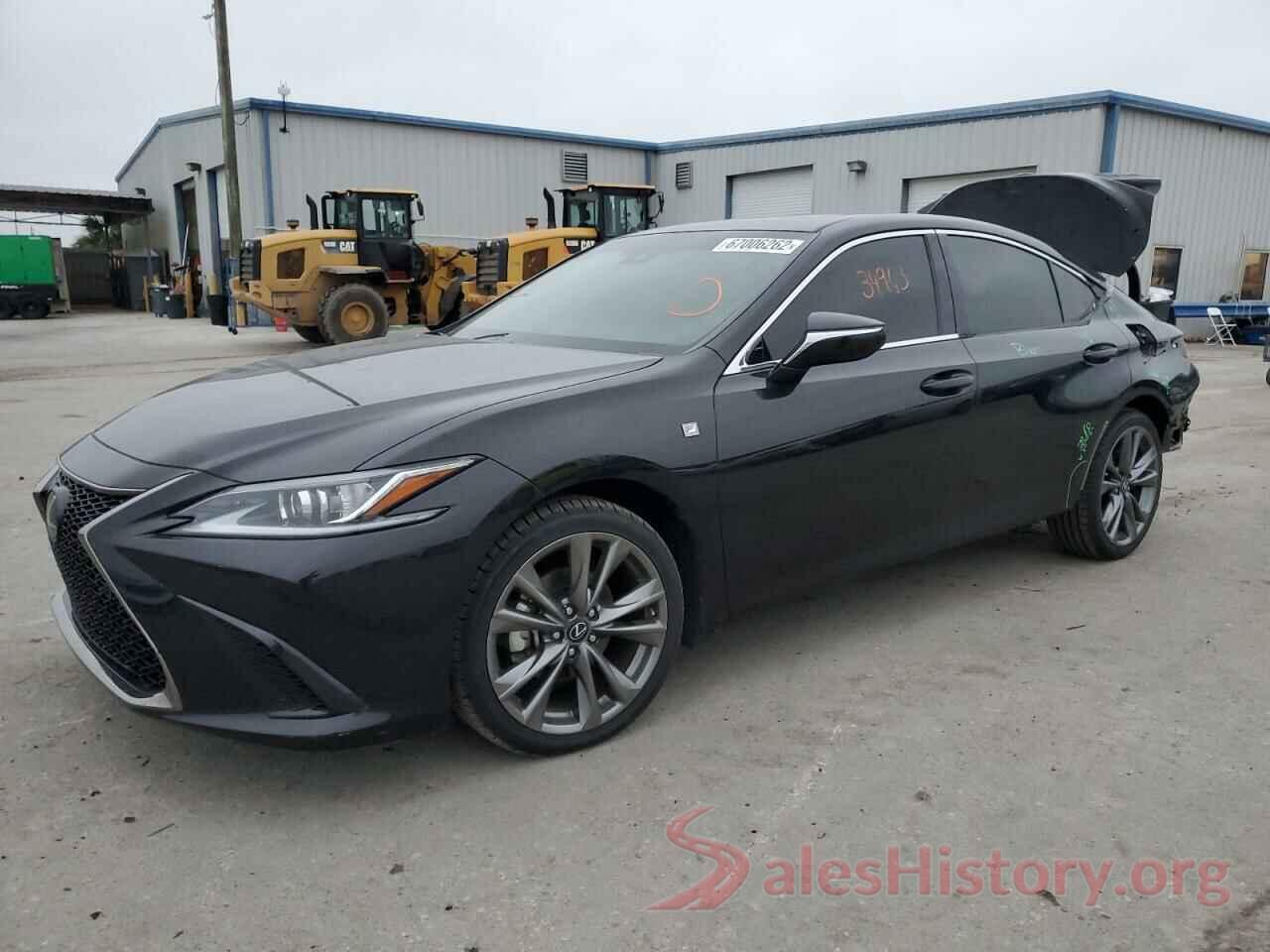 58ABZ1B1XKU042010 2019 LEXUS ES350