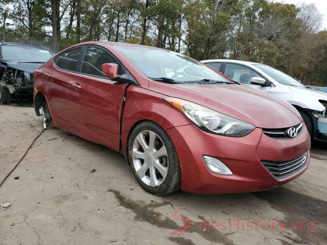 5NPDH4AE8DH210172 2013 HYUNDAI ELANTRA