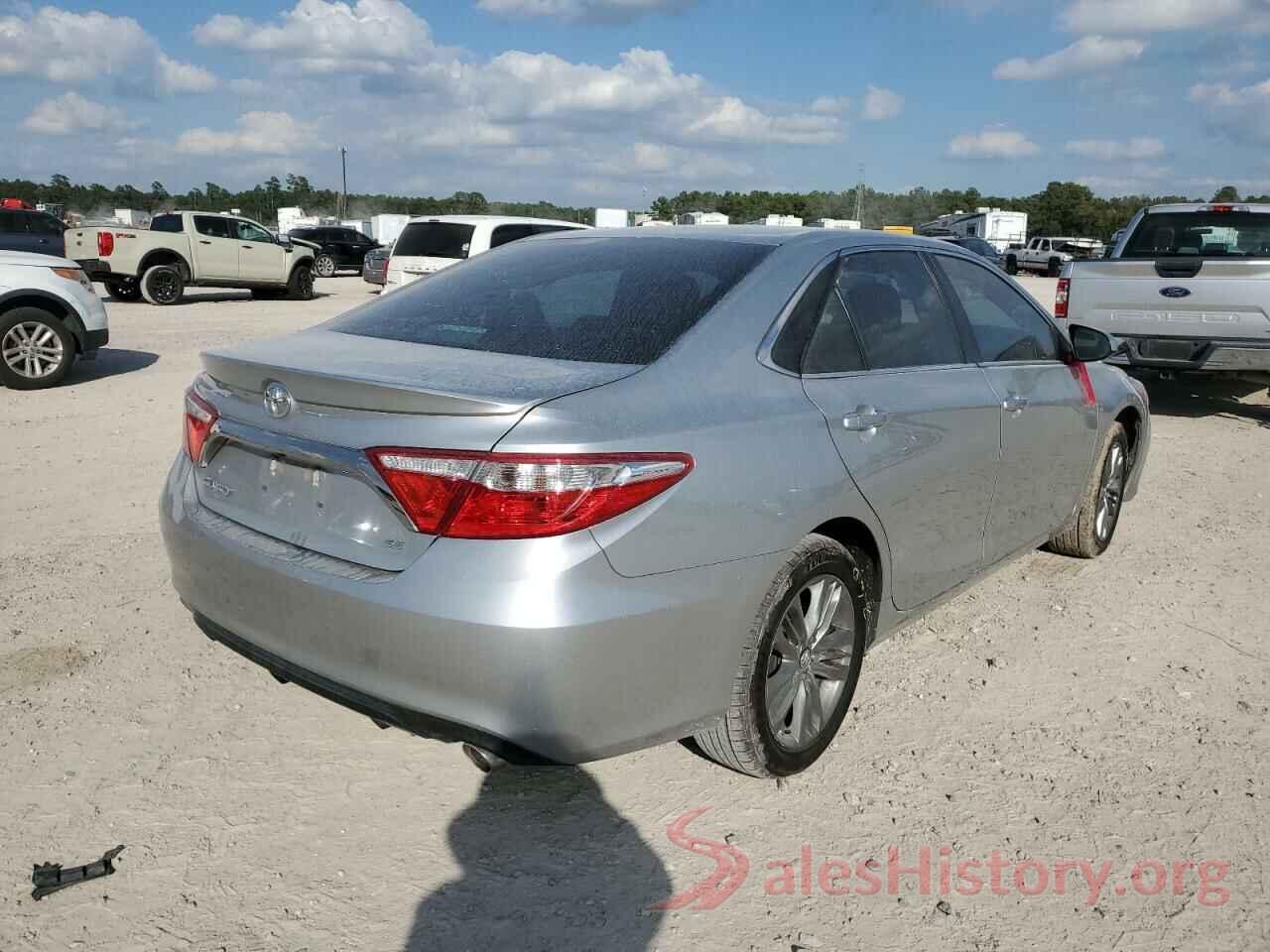 4T1BF1FK0HU725863 2017 TOYOTA CAMRY