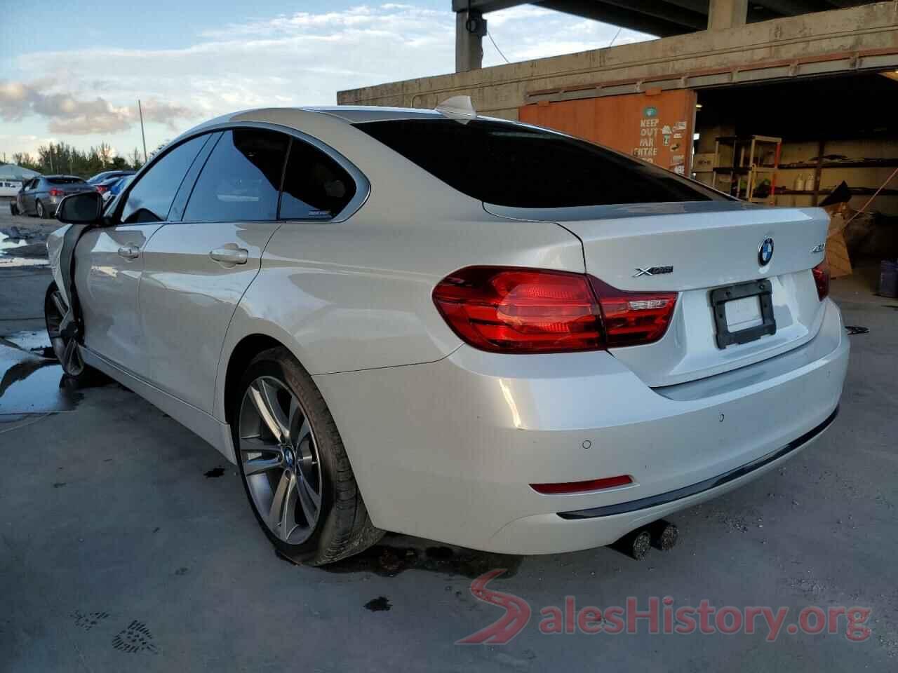 WBA4F9C32HG812572 2017 BMW 4 SERIES