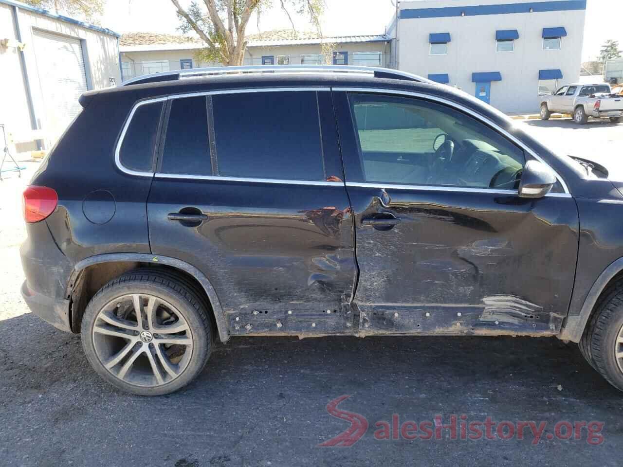 WVGVV7AX6HK031227 2017 VOLKSWAGEN TIGUAN