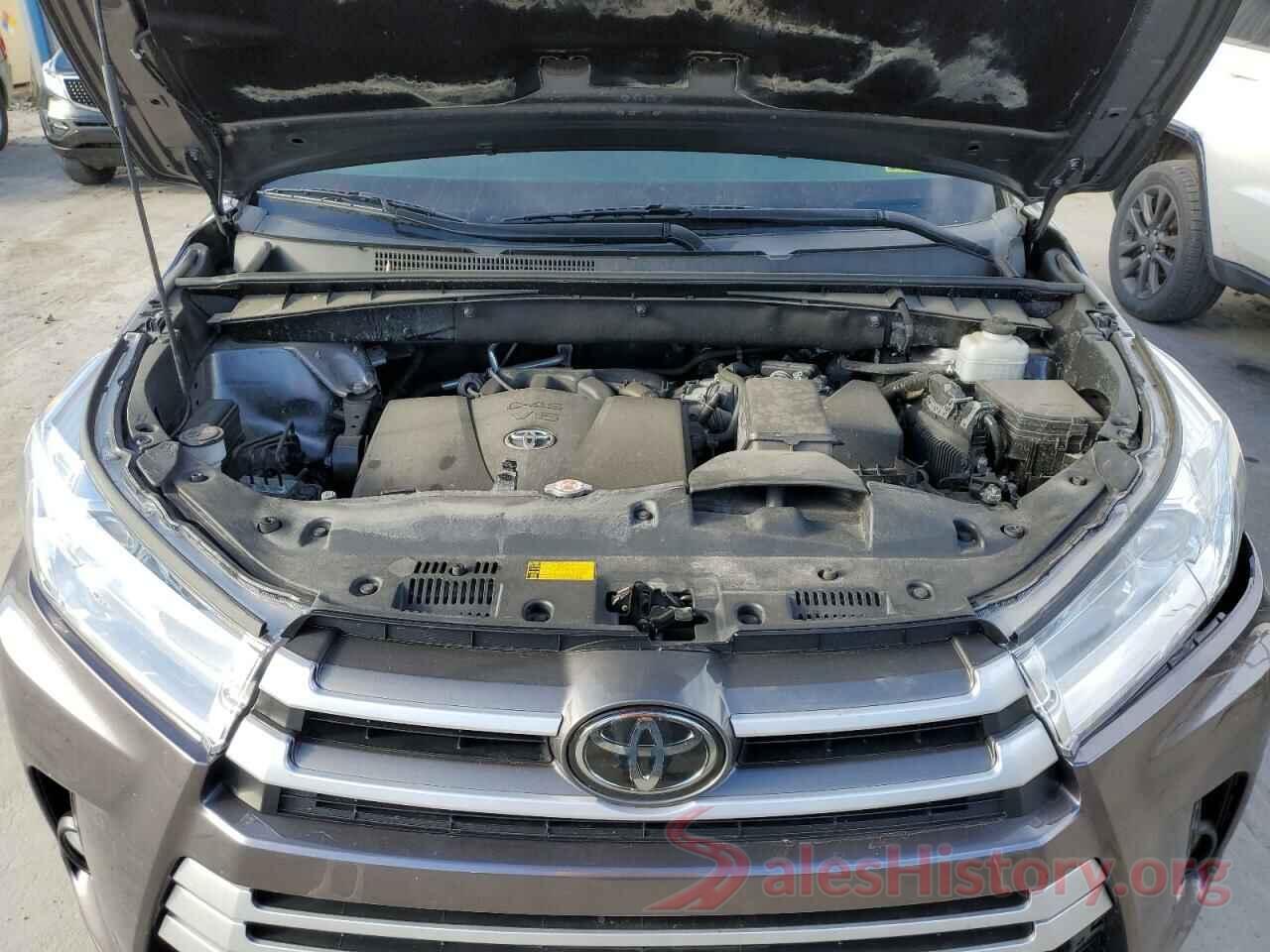 5TDJZRFH5KS571382 2019 TOYOTA HIGHLANDER