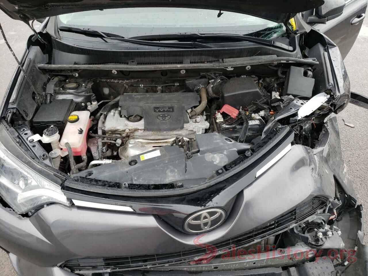 2T3BFREV1JW759575 2018 TOYOTA RAV4