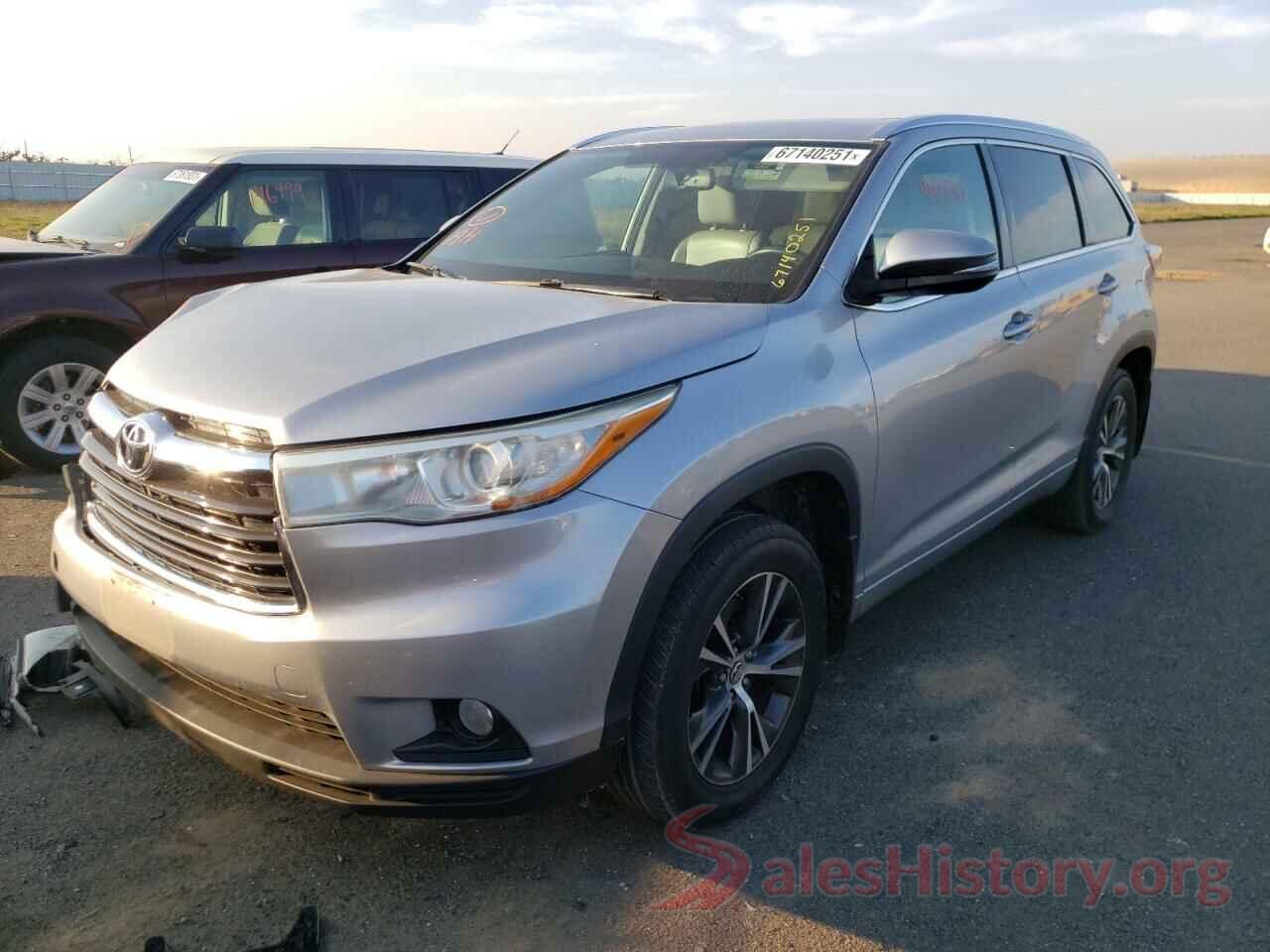 5TDJKRFH3GS245799 2016 TOYOTA HIGHLANDER