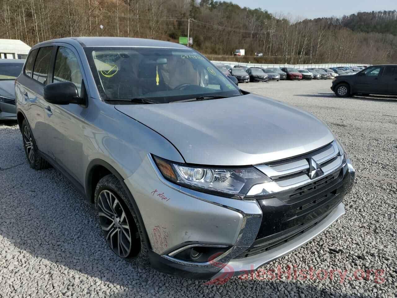 JA4AZ3A33JJ006322 2018 MITSUBISHI OUTLANDER