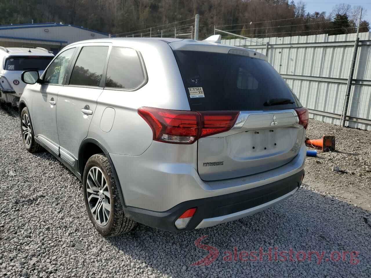 JA4AZ3A33JJ006322 2018 MITSUBISHI OUTLANDER