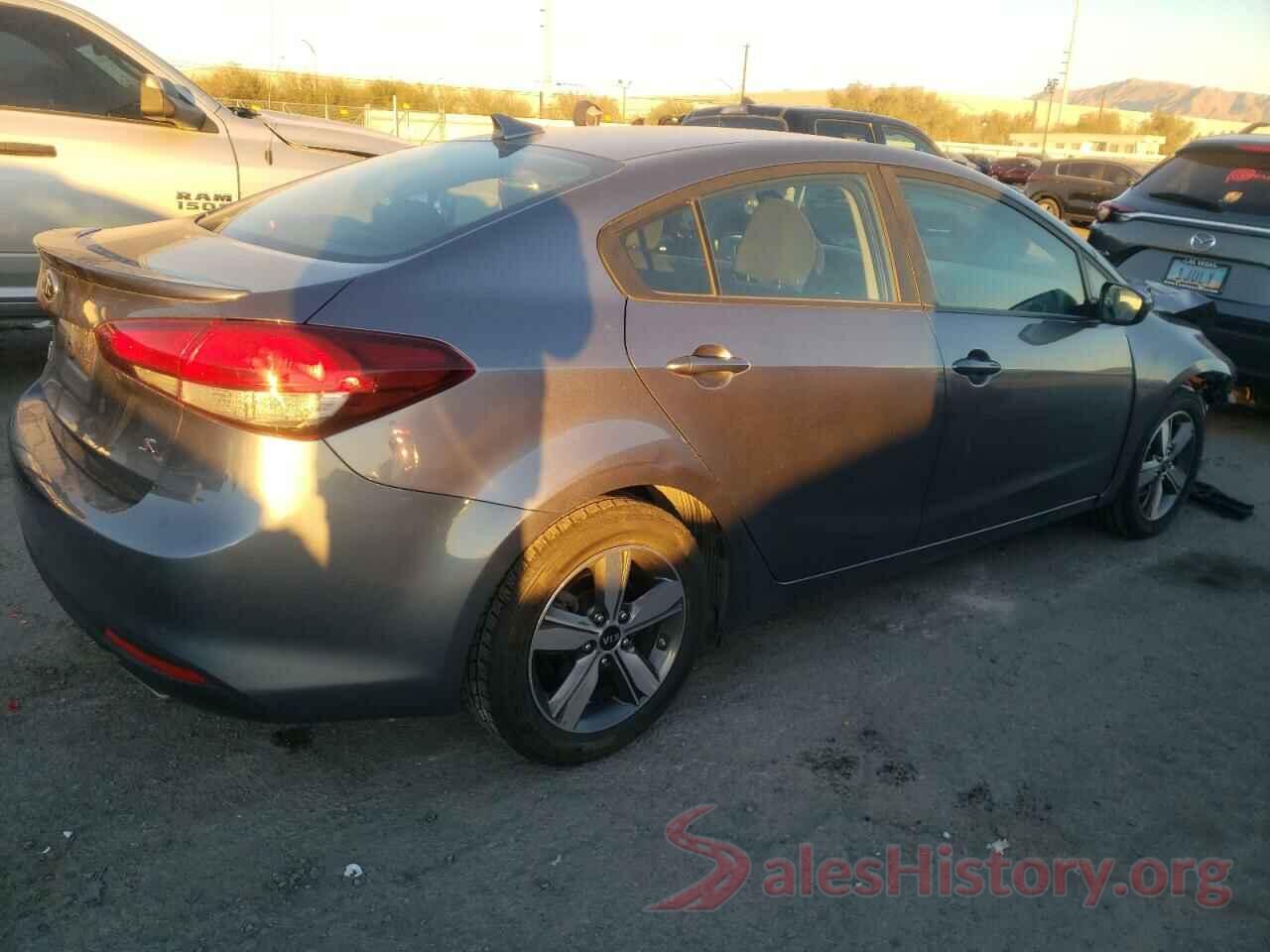 3KPFL4A76JE240974 2018 KIA FORTE