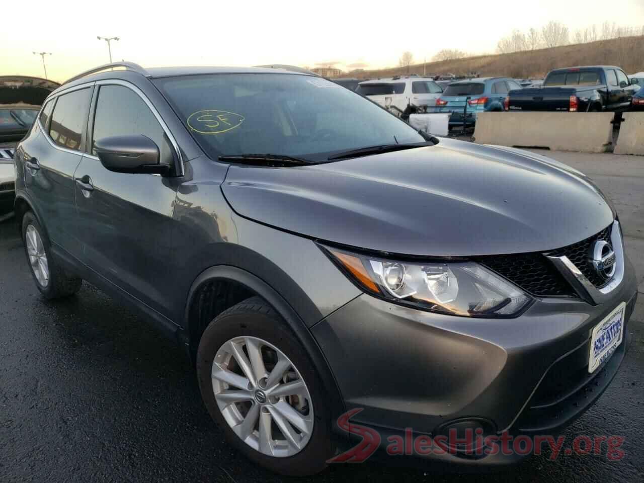 JN1BJ1CP5HW015870 2017 NISSAN ROGUE