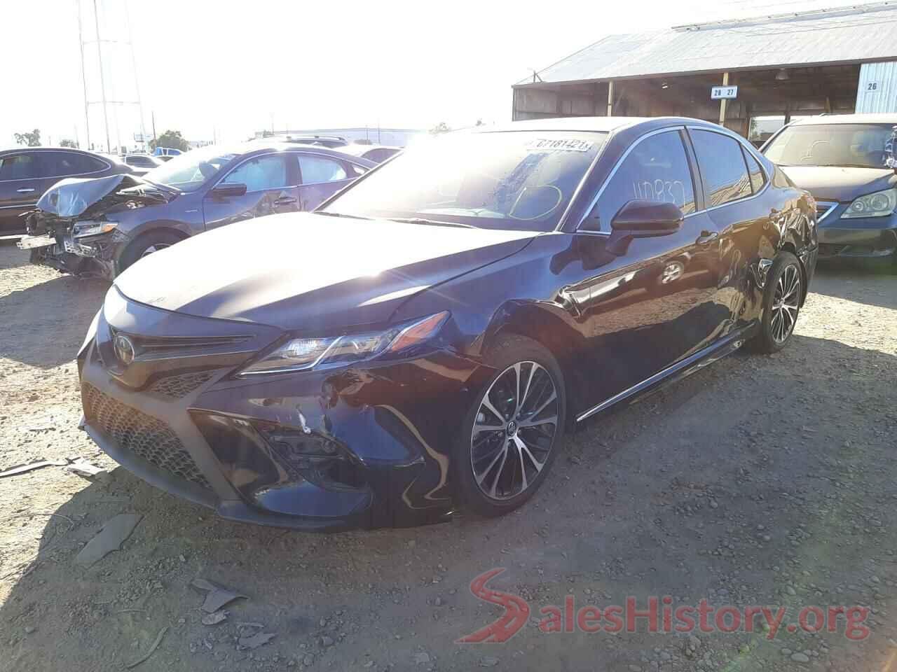 4T1B11HK4KU203319 2019 TOYOTA CAMRY