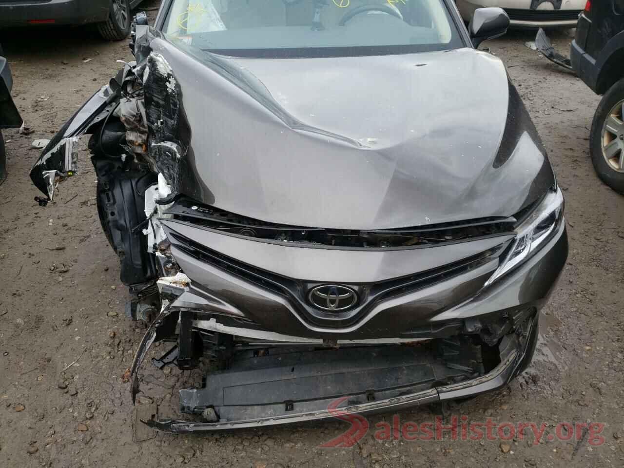 JTNB11HK5J3004929 2018 TOYOTA CAMRY