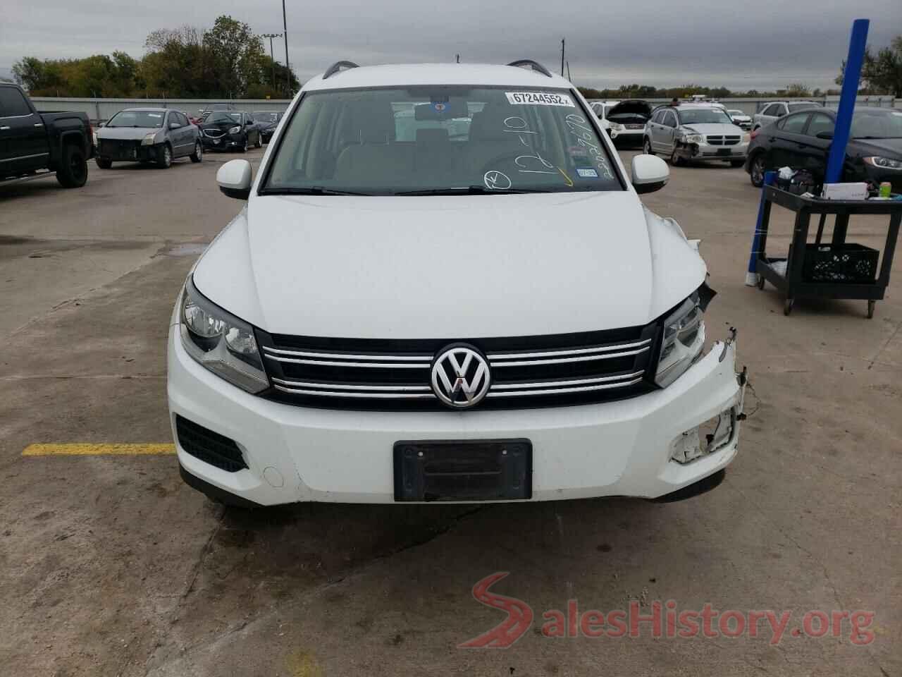 WVGAV7AX6HK032747 2017 VOLKSWAGEN TIGUAN