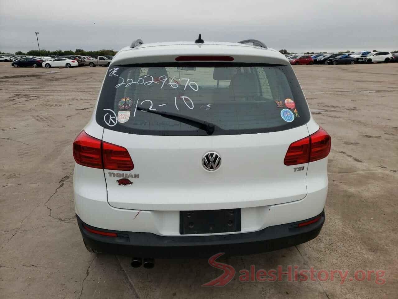 WVGAV7AX6HK032747 2017 VOLKSWAGEN TIGUAN