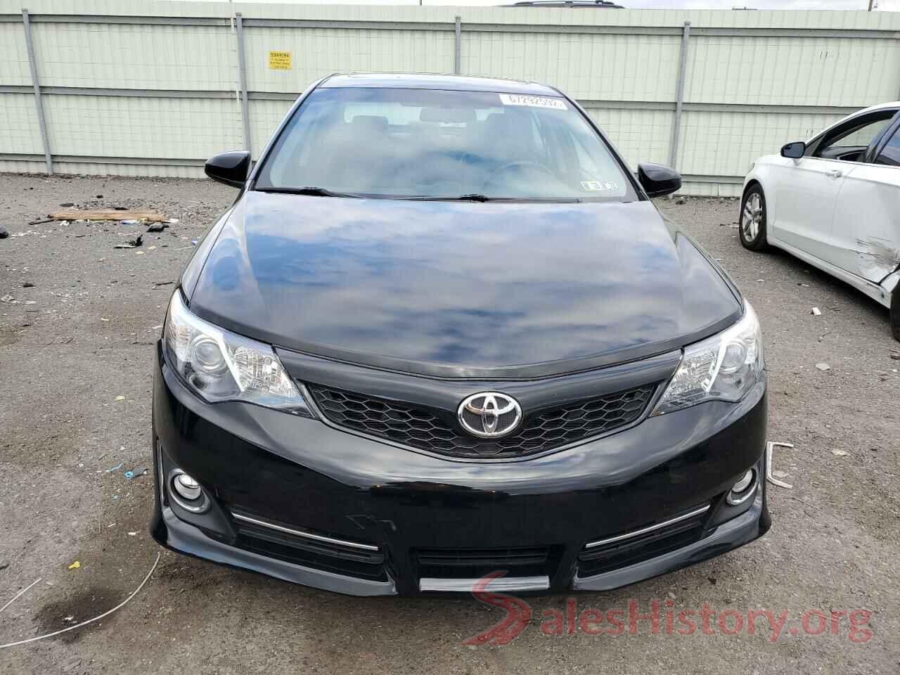 4T1BF1FK1EU460267 2014 TOYOTA CAMRY