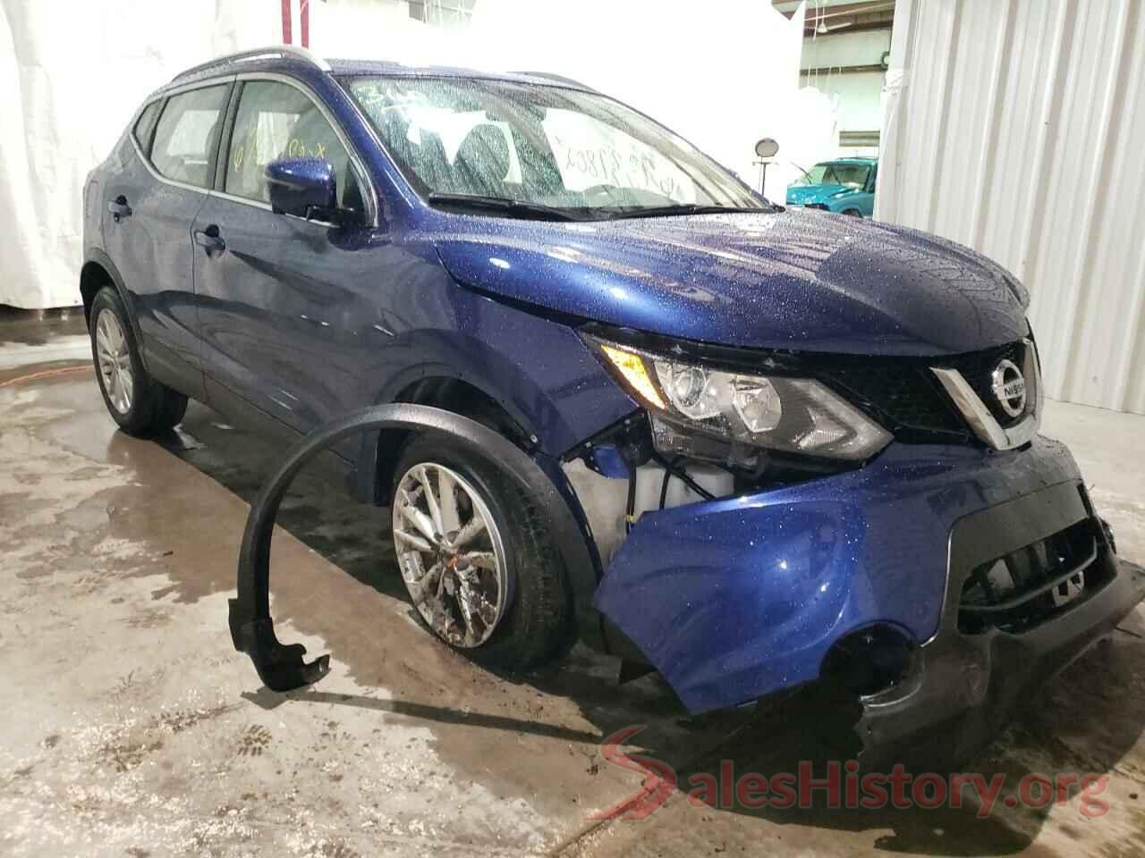 JN1BJ1CR9JW210622 2018 NISSAN ROGUE