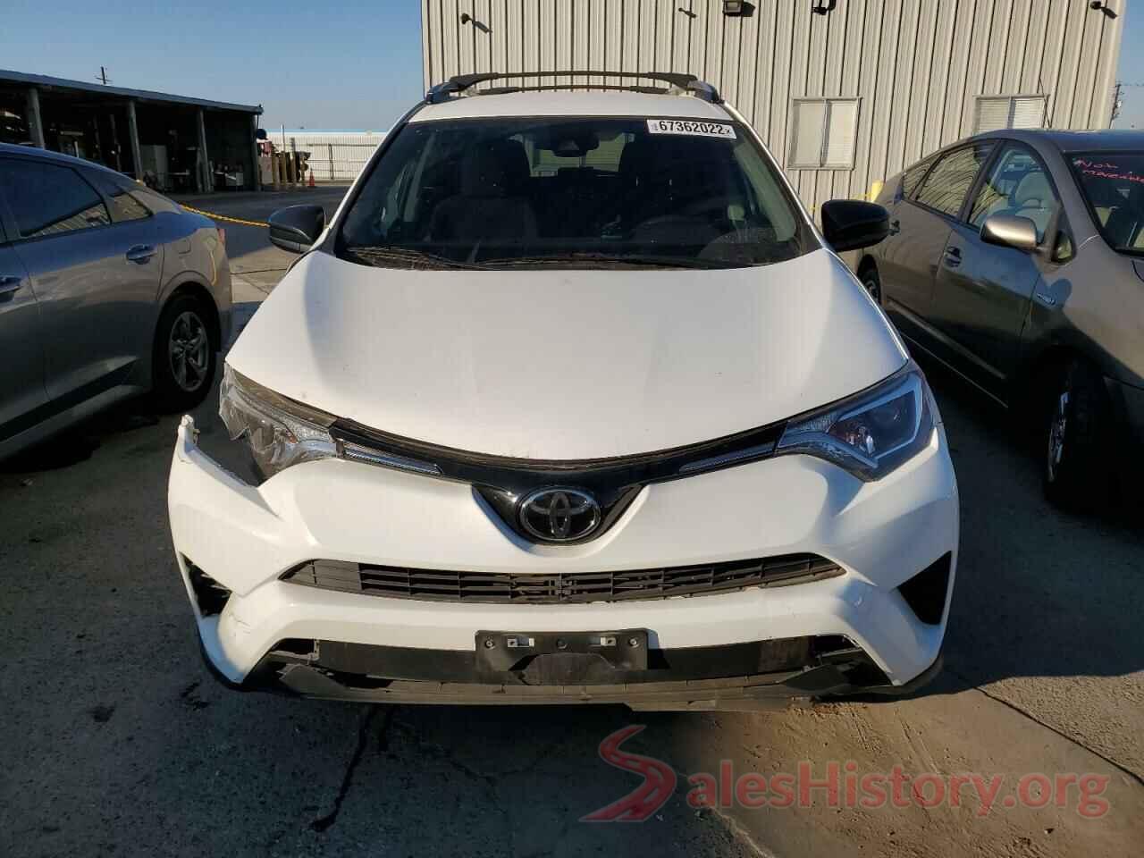 JTMBFREV6HJ147252 2017 TOYOTA RAV4