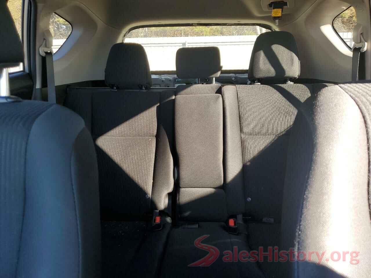 2T3BFREV4JW850310 2018 TOYOTA RAV4