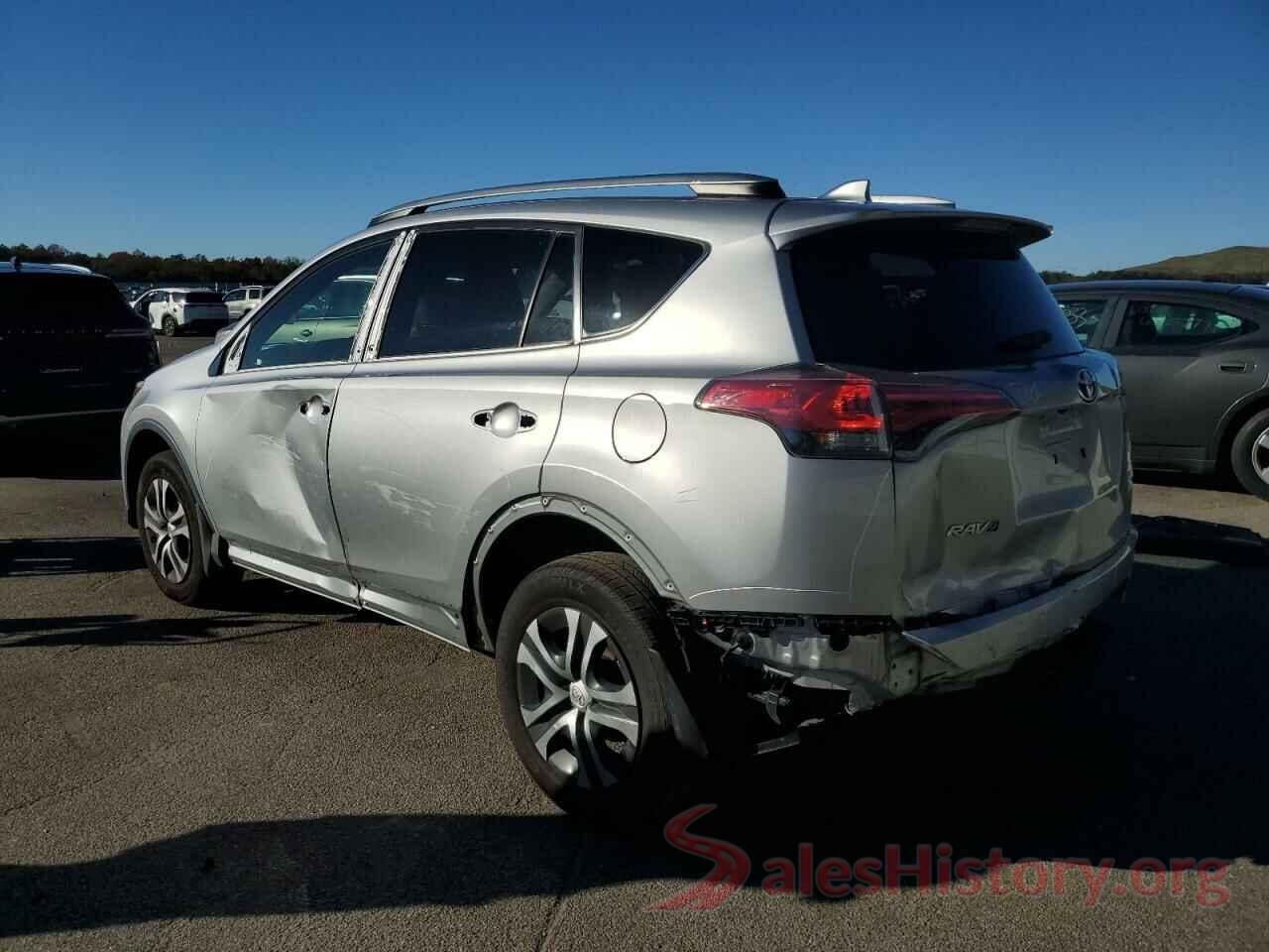 2T3BFREV4JW850310 2018 TOYOTA RAV4