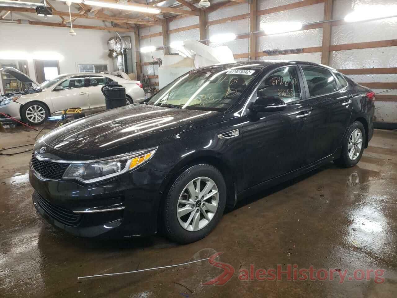 KNAGT4L30H5170745 2017 KIA OPTIMA