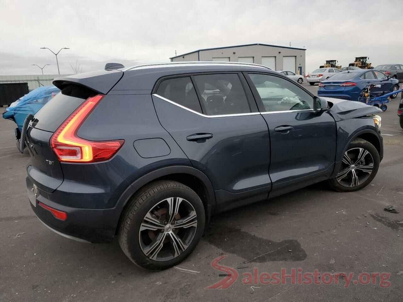 YV4162UL7M2483593 2021 VOLVO XC40