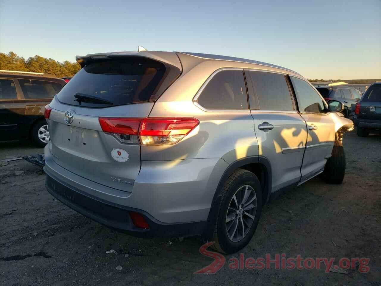 5TDJZRFH7KS701453 2019 TOYOTA HIGHLANDER