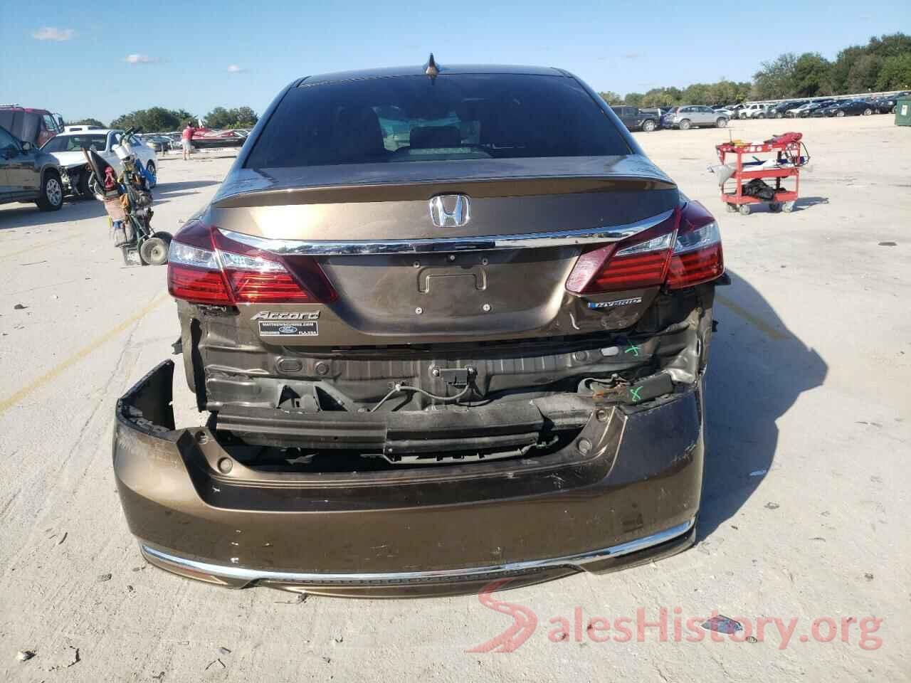 JHMCR6F58HC020174 2017 HONDA ACCORD