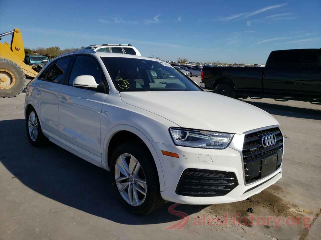 WA1ECCFS4JR027443 2018 AUDI Q3