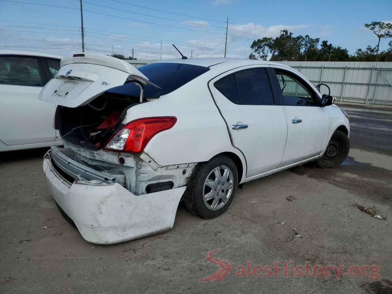 3N1CN7APXHK419581 2017 NISSAN VERSA