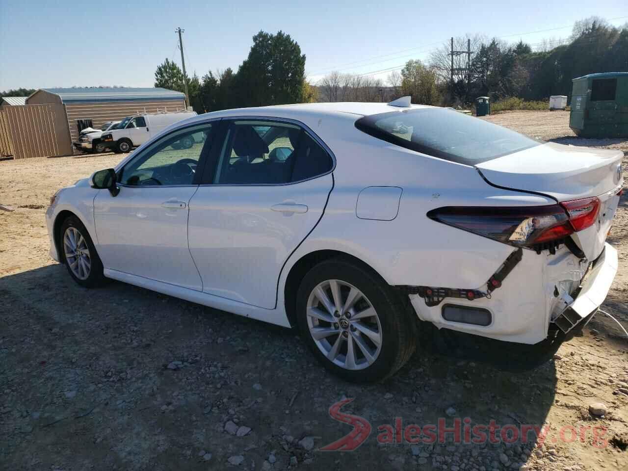 4T1C11AK8MU498085 2021 TOYOTA CAMRY