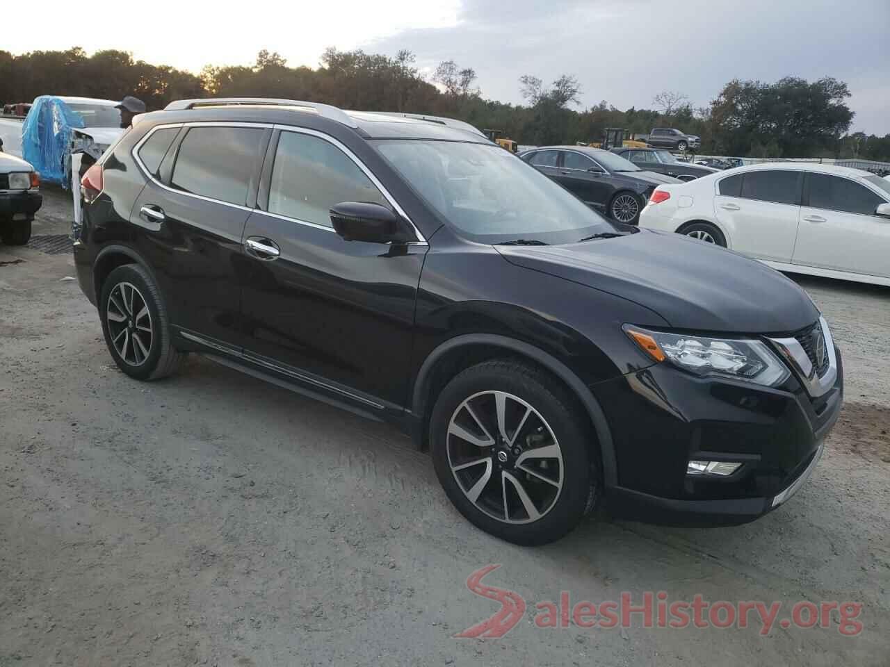 JN8AT2MT0JW488915 2018 NISSAN ROGUE