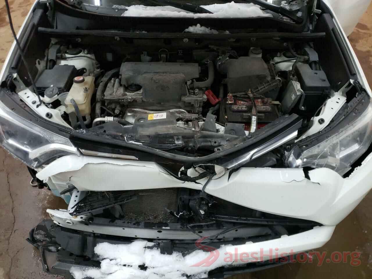 JTMRFREV2HJ154357 2017 TOYOTA RAV4