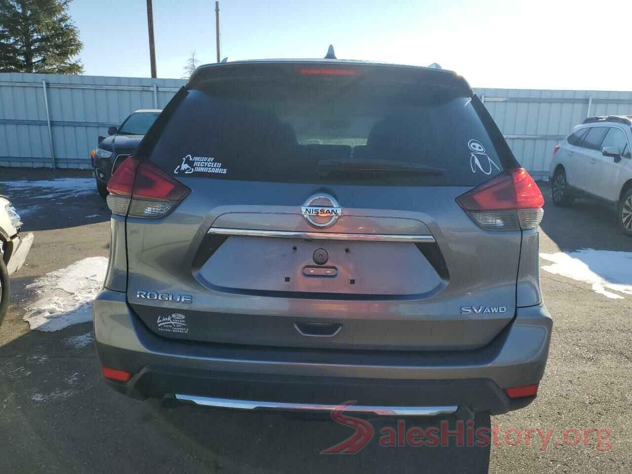 KNMAT2MV8HP583773 2017 NISSAN ROGUE