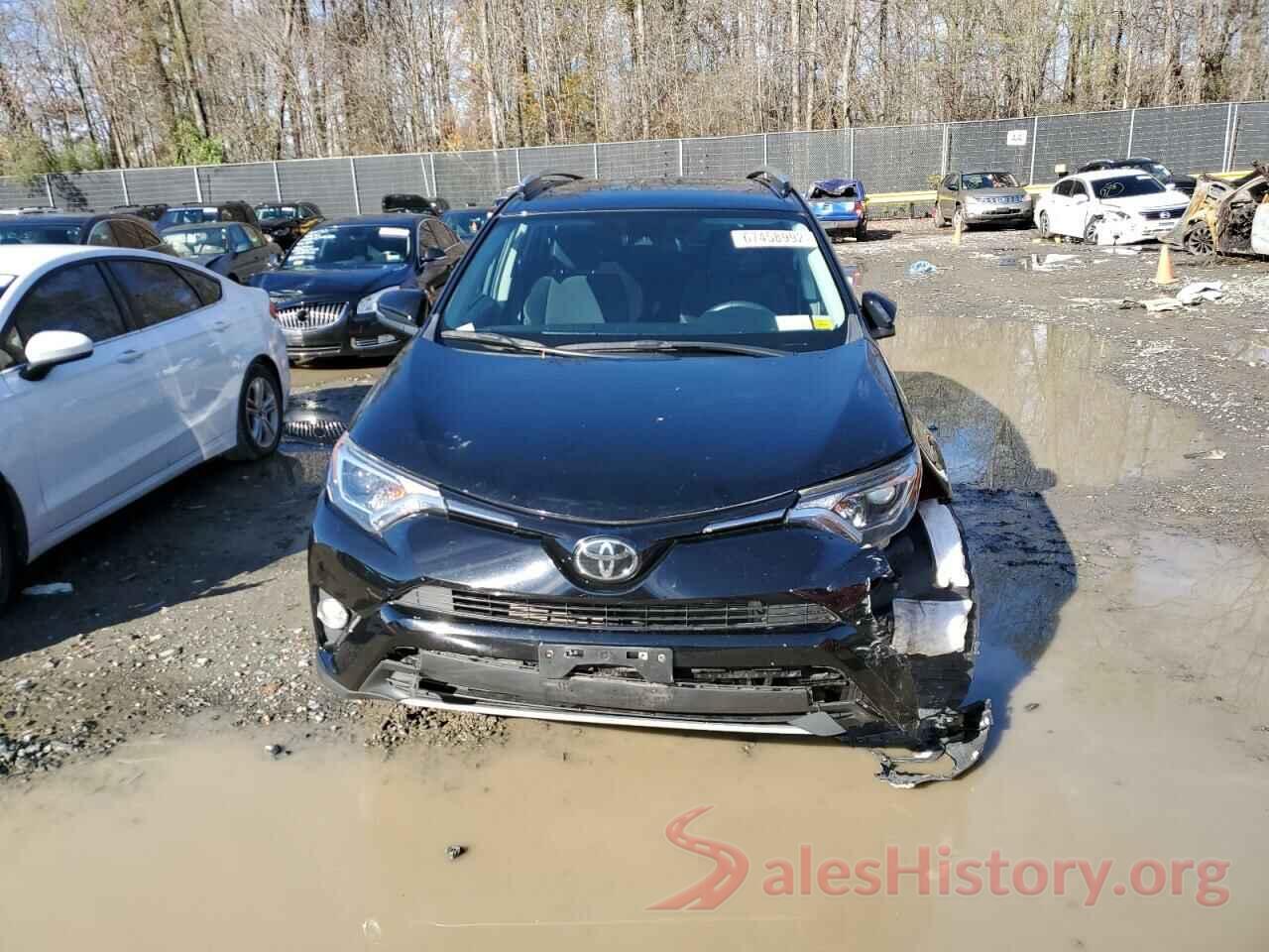 2T3RFREV3JW829740 2018 TOYOTA RAV4