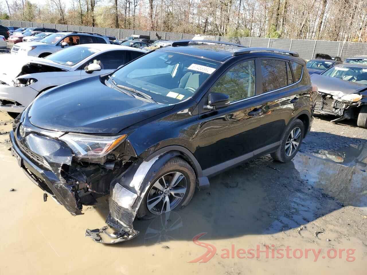 2T3RFREV3JW829740 2018 TOYOTA RAV4