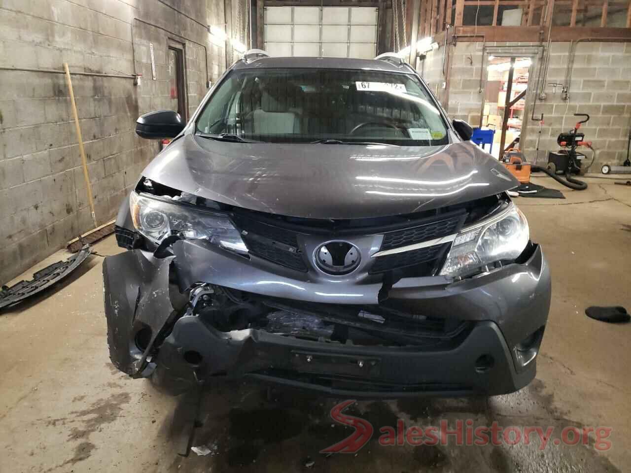 2T3BFREV5FW334738 2015 TOYOTA RAV4