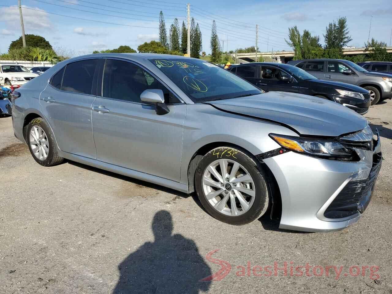 4T1C11AK0MU595121 2021 TOYOTA CAMRY